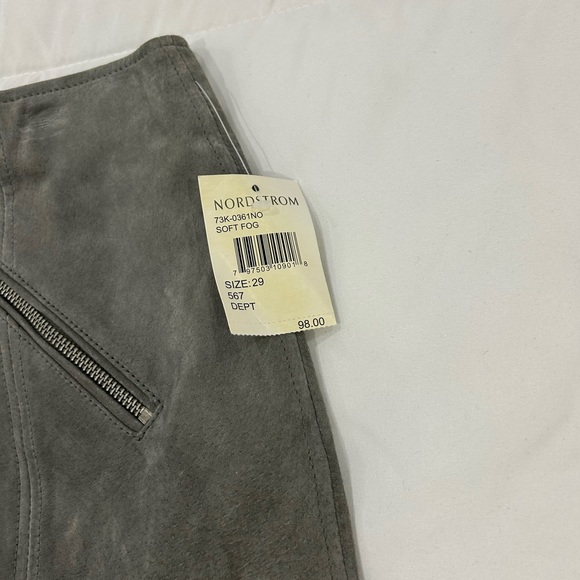 ⬇️PRICE DROP ⬇️ 
BLANKNYC • Grey Suede Mini Skirt • size 29 - Picture 3 of 8